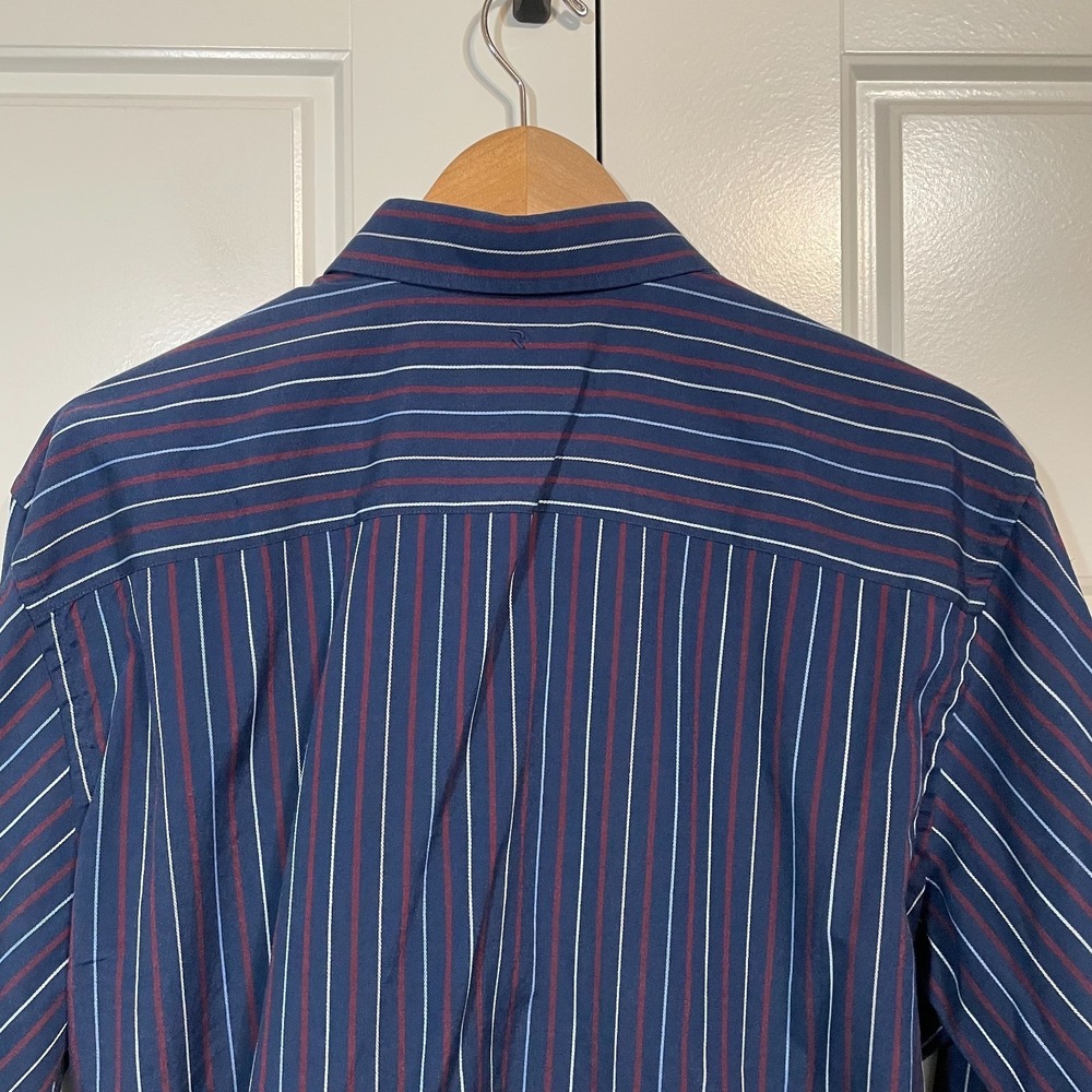 Roar Button Down Shirt Mens XL‎ Navy Blue Burgundy Striped Long Sleeve Excellent - Picture 8 of 11